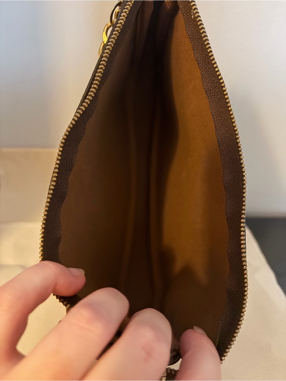 VINTAGE AUTHENTIC Louis Vuitton Pochette accessories. - Picture 8 of 11